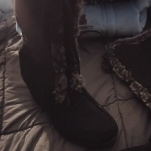 Airwalk Black Faux Fur Winter Boots